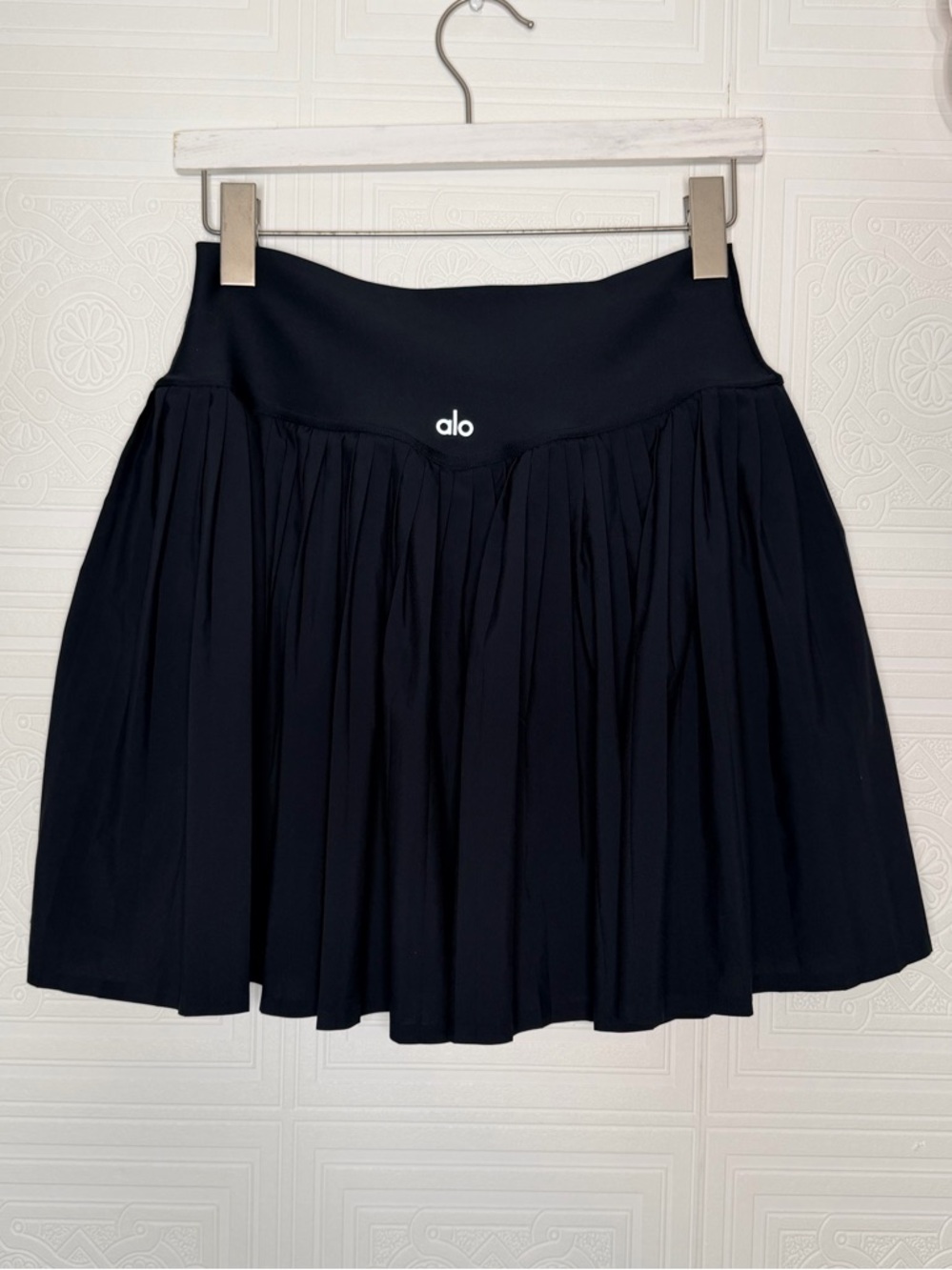 ALO Yoga Black Pleated Skater Skirt